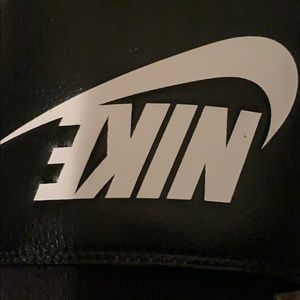 Meet your Posher, Christian